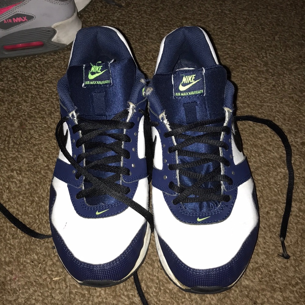 COPY - Nike’s !